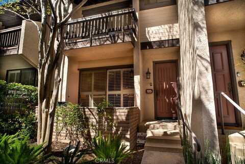 5711 Owensmouth Avenue, Woodland Hills, CA 91367