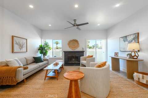 5420 Sylmar Avenue, Sherman Oaks, CA 91401