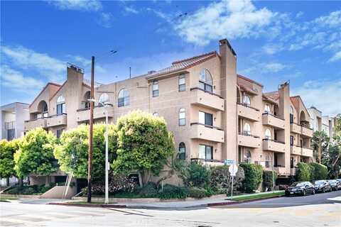 14572 Dickens Street, Sherman Oaks, CA 91403