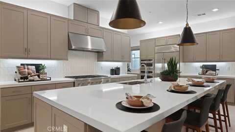 29358 Via Diamante, Valencia, CA 91354