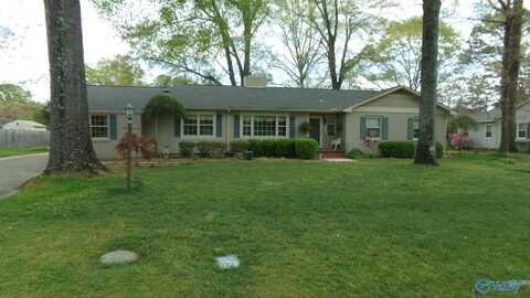 2014 Eastmeade Avenue SE, Decatur, AL 35601