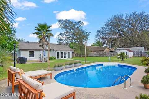 852 MAPLEWOOD Lane, Orange Park, FL 32065