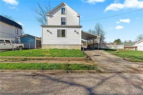 2424 Wilcox Street, Youngstown, OH 44509