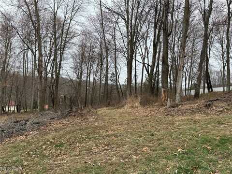 Wood Haven Drive NW, Dover, OH 44622