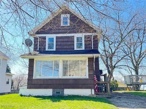2106 17th Street SW, Akron, OH 44314
