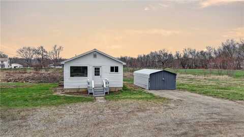27 S Church Street, Sherrodsville, OH 44675