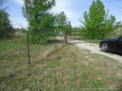 33373 E 61st Street, Broken Arrow, OK 74014