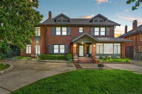 1225 E 18th Street, Tulsa, OK 74120