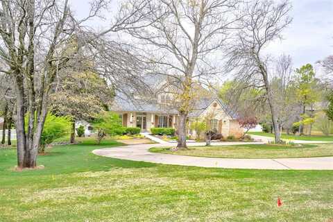 3951 N Coltrane Road, Edmond, OK 73034