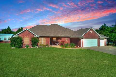 407 Heather Lane, Tuttle, OK 73089