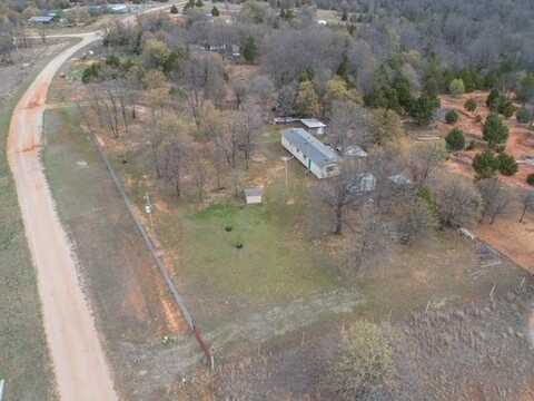 21839 Lilly Drive, Tecumseh, OK 74873