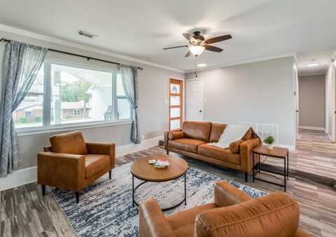 645 Woodcrest Drive, Lakewood Village, TX 75068