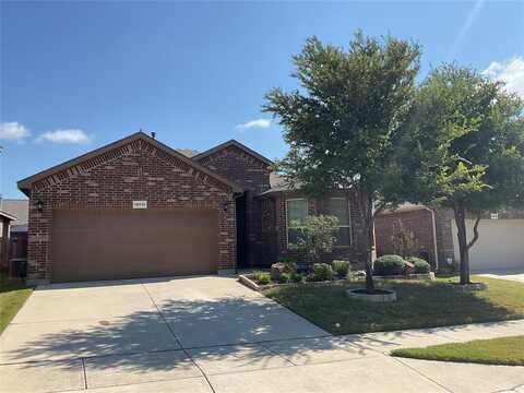 15816 Oak Pointe Drive, Fort Worth, TX 76177