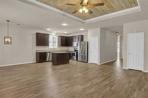 8305 Trickham Bend, Fort Worth, TX 76131