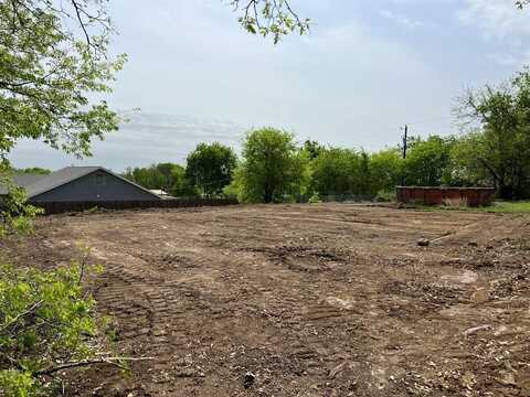 332 Hillcroft Road, Fort Worth, TX 76108