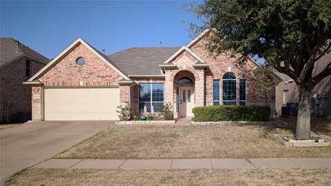 5039 Golden Eagle Drive, Grand Prairie, TX 75052