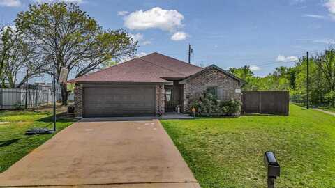 4000 NE 4th Street, Mineral Wells, TX 76067