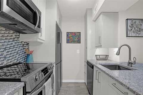 12834 Midway Road, Dallas, TX 75244