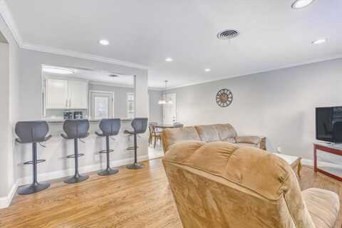 605 Norwood Drive, Hurst, TX 76053