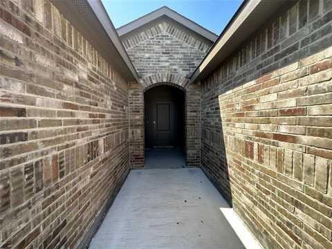 437 Destin Drive, Fort Worth, TX 76131