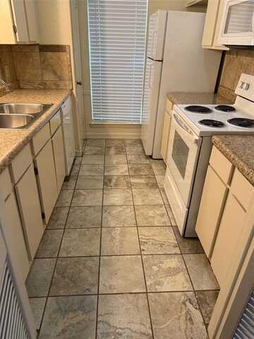 10440 High Hollows Drive, Dallas, TX 75230