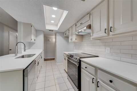 1910 Bedrock Lane, Arlington, TX 76006