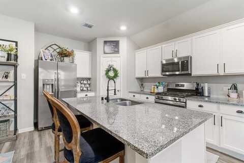 811 Spruce Lane, Princeton, TX 75407