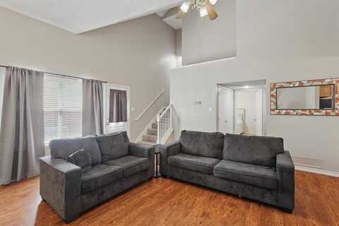 2012 Raven Lane, Lewisville, TX 75077