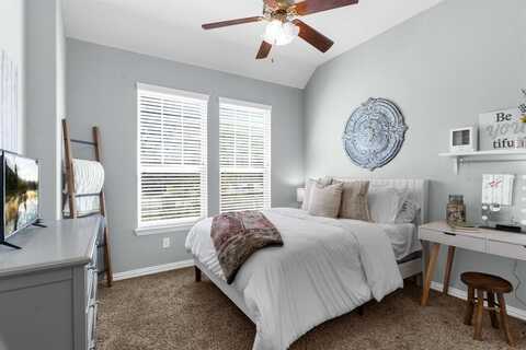 5604 Datewood Lane, McKinney, TX 75071