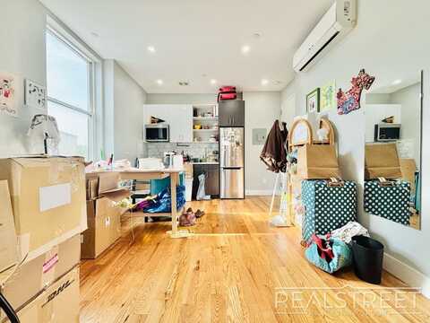 115 Park Ave, BROOKLYN, NY 11205