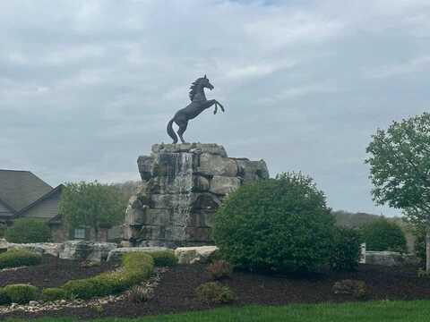 902 Glenwood Gardens, Sellersburg, IN 47172