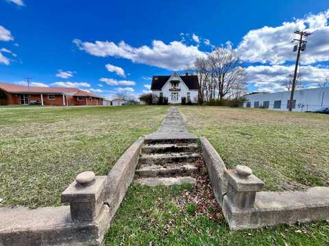 847 Rt 20 South, Buckhannon, WV 26201