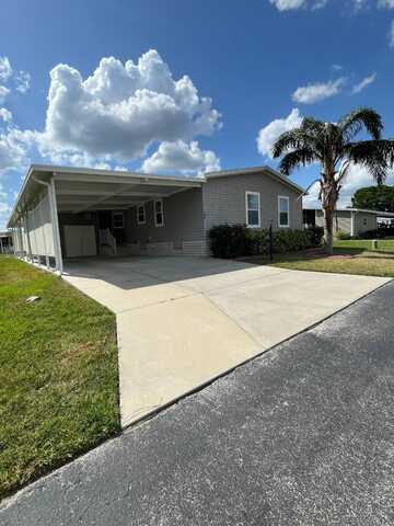 132 Sago Palm Way, Winter Haven, FL 33880