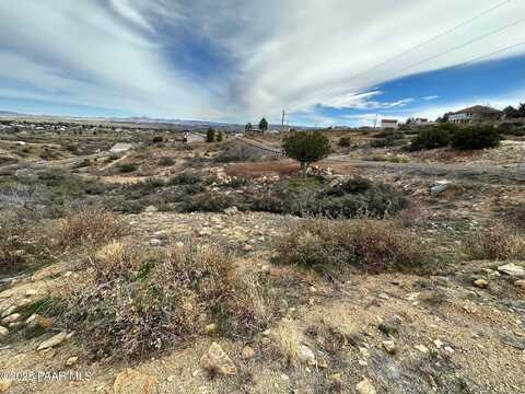 20100 E Tonelea (3 Lots) Trail, Mayer, AZ 86333