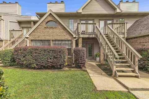 7150 Plantation Rd, Pensacola, FL 32504