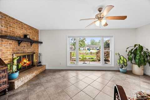115 Bear Dr, Gulf Breeze, FL 32561