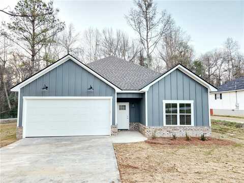114 Mill Creek Drive, Smiths Station, AL 36877