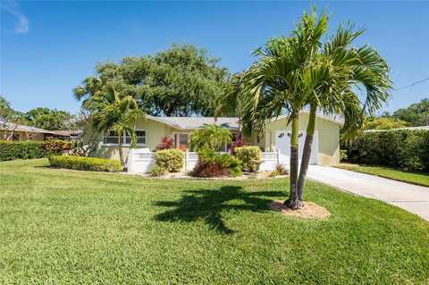 2849 SUNSET BOULEVARD, BELLEAIR BLUFFS, FL 33770