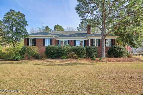 700 Diamondhead Drive S, Pinehurst, NC 28374