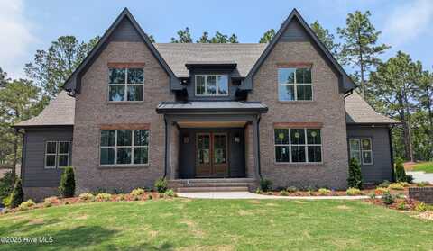 315 Sloan Lane, Pinehurst, NC 28374