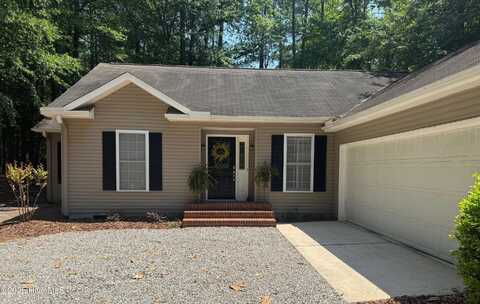 1735 W Pennsylvania Avenue, Southern Pines, NC 28387