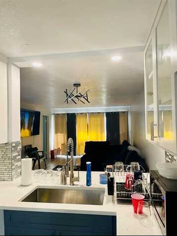 7355 Woodmont Ter, Tamarac, FL 33321