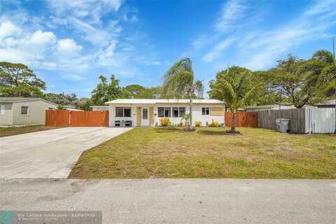 1321 NE 26th Ct, Pompano Beach, FL 33064