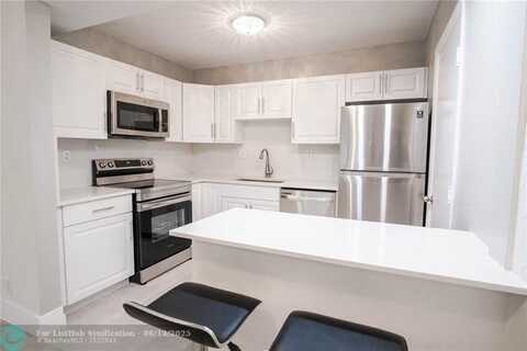 760 SE 2nd Ave, Deerfield Beach, FL 33441