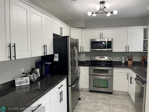 1630 NW 13th Ct, Fort Lauderdale, FL 33311