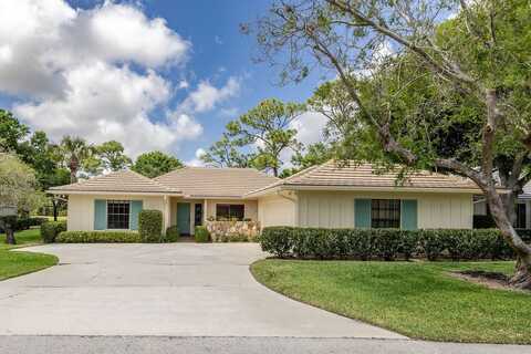 111 Prestwick Circle, Vero Beach, FL 32967