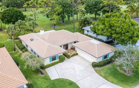 111 Prestwick Circle, Vero Beach, FL 32967