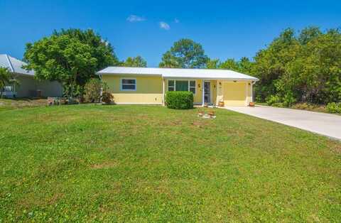 442 Banyan Street, Sebastian, FL 32958
