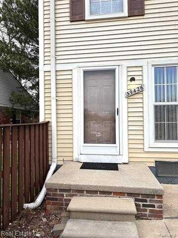 39426 OLD DOMINION Drive, Clinton Township, MI 48038