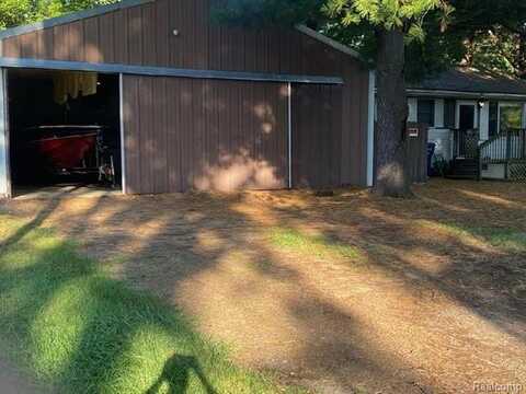 3046 JOHANN Drive, Saginaw, MI 48609